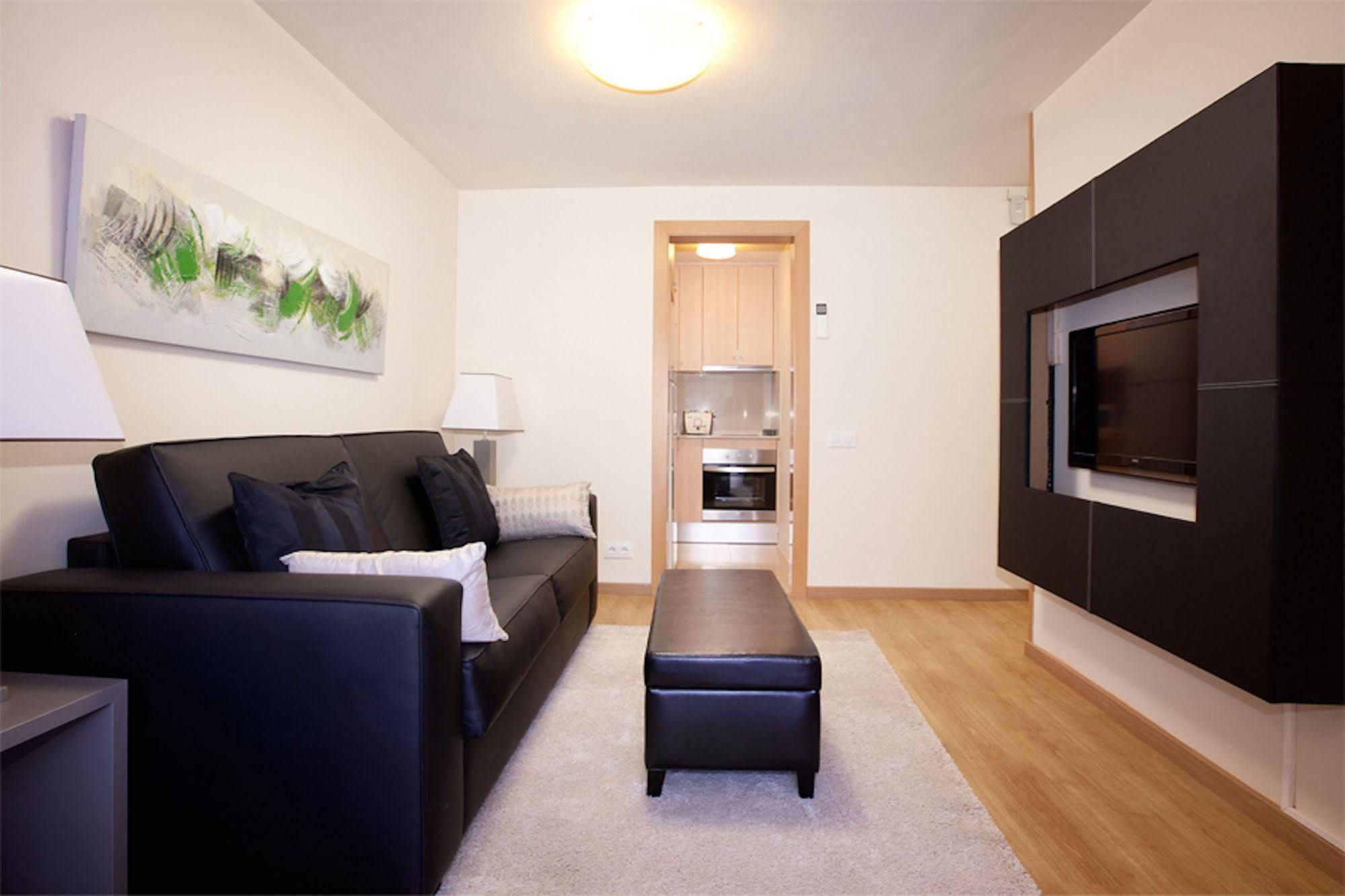Alcam Laforja Apartment Barcelona Bagian luar foto