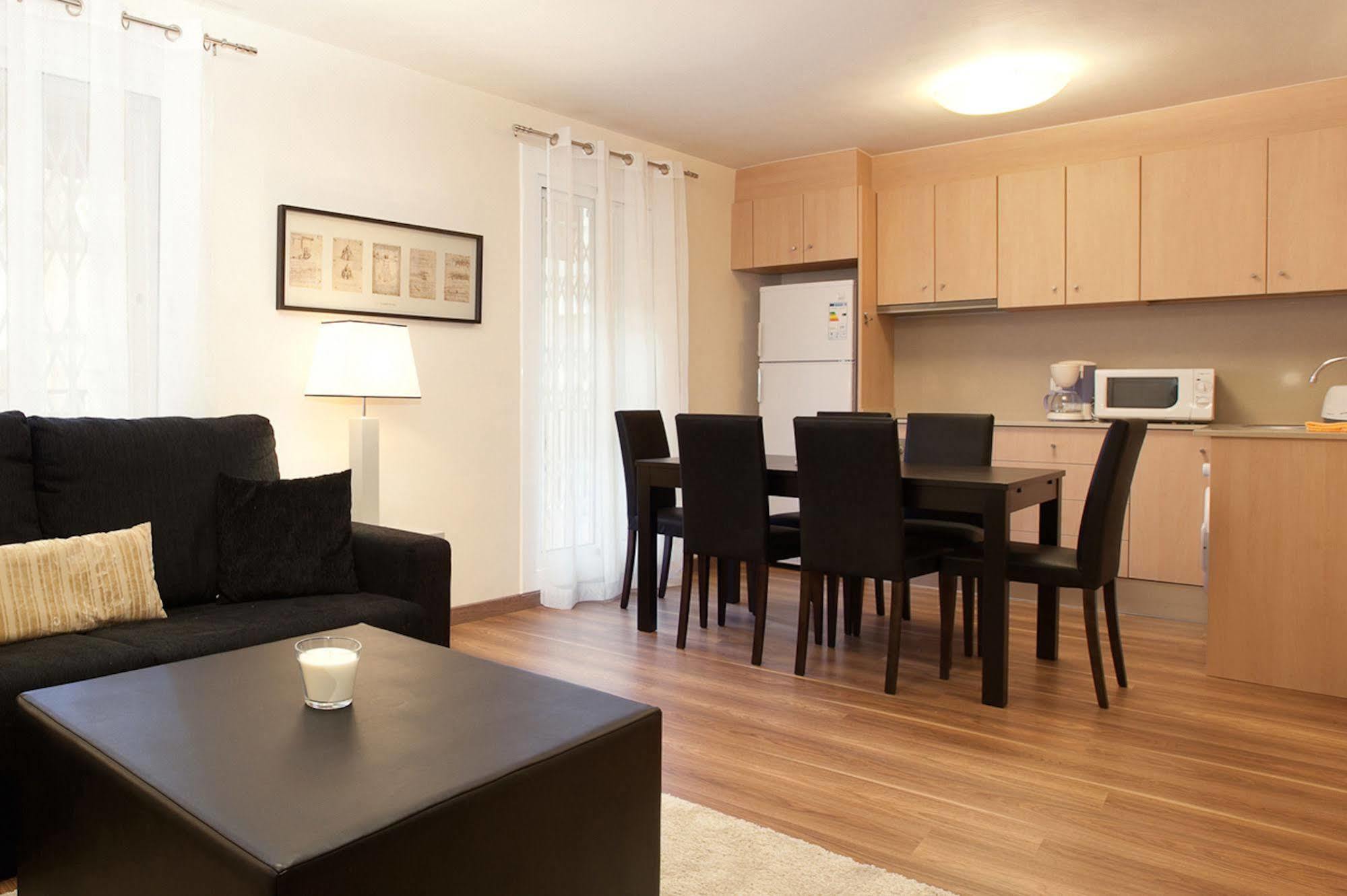 Alcam Laforja Apartment Barcelona Bagian luar foto