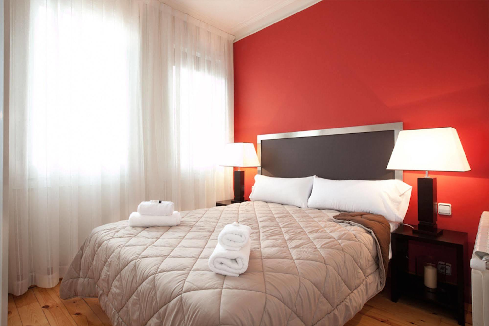 Alcam Laforja Apartment Barcelona Bagian luar foto